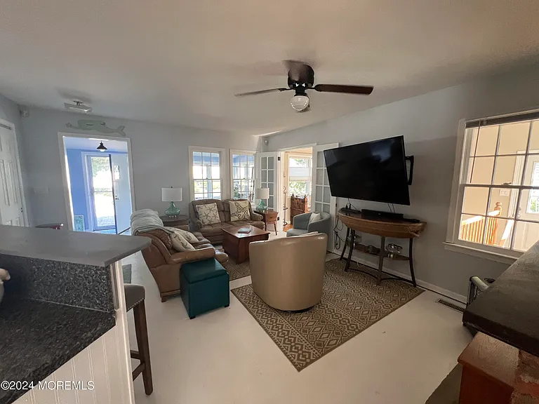 509 Riverwood Park — Photo 12