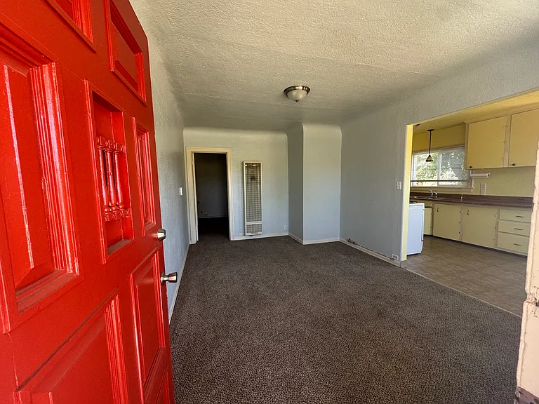 959 Nelson Ave #961 — Photo 9