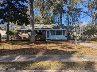 1109 Clifton Rd, Jacksonville, NC 28540