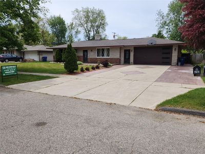 3801 Embarcadero St, Waterford, MI, 48329