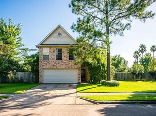 2228 Saint James Pl, Pearland, TX 77581