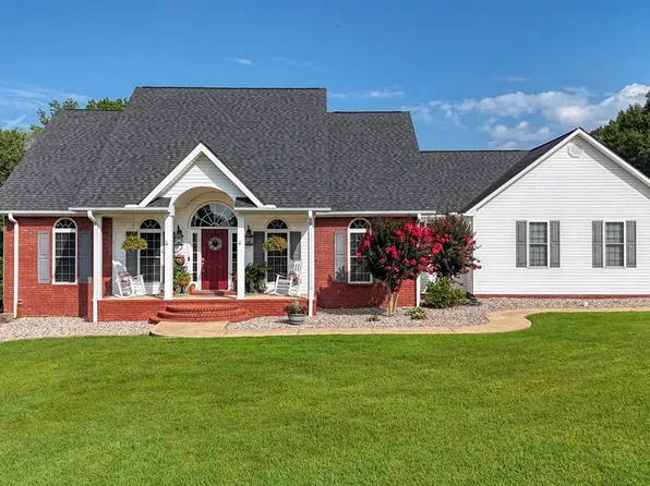 346 Somerset Dr, Paris, TN 38242