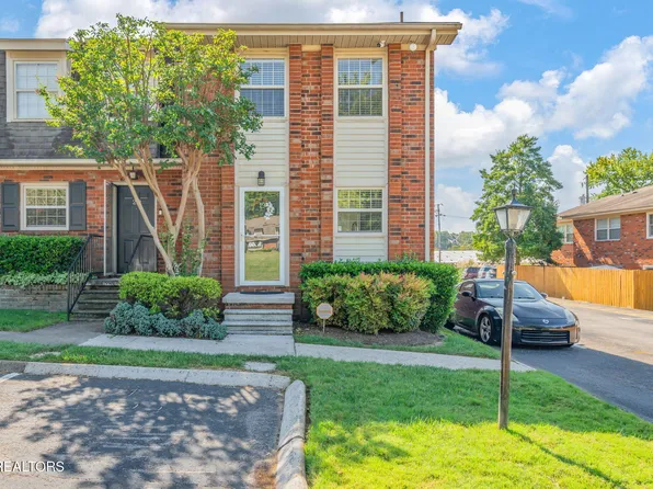 6525 Deane Hill Dr APT 19, Knoxville, TN 37919