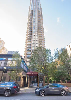 Rented by Peter Ashe | media 23