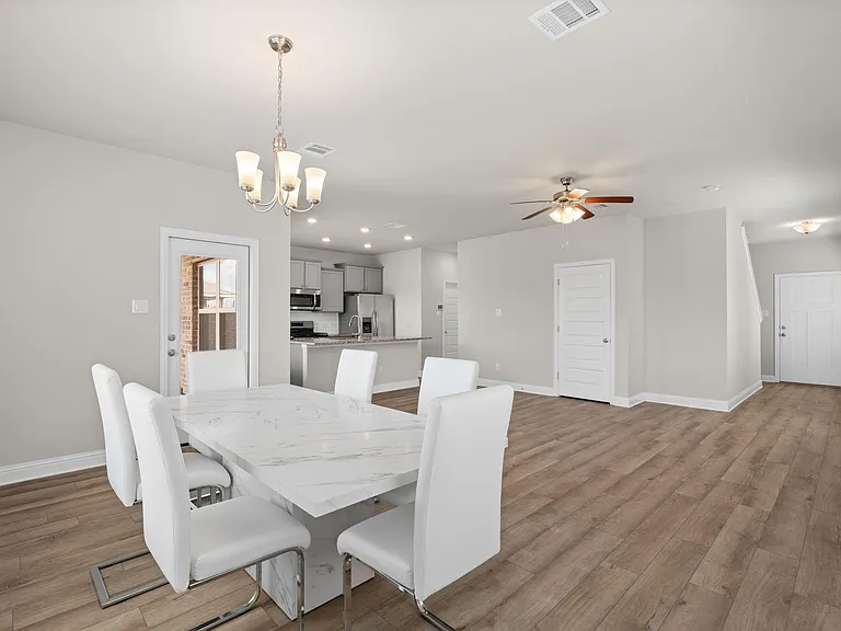 409 Aurora Creek Ln — Photo 13