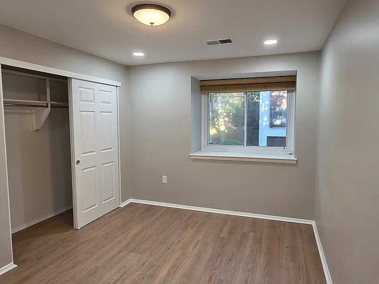 9943 Lake Landing Rd — Photo 27