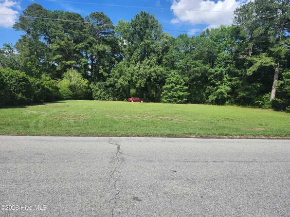102 Forest Drive, Clinton, NC 28328