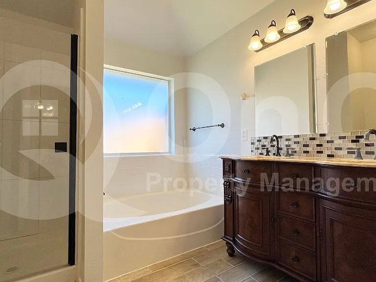 5509 Cypress Dr — Photo 17