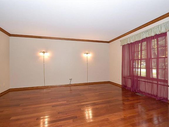 5th image of 1236 Sunnybrook Dr