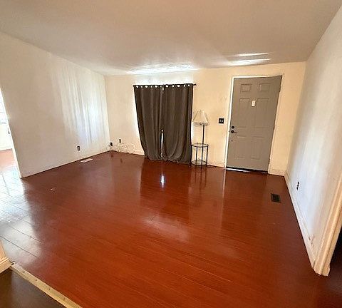 4th image of 1855 E Riverside Dr Space 273