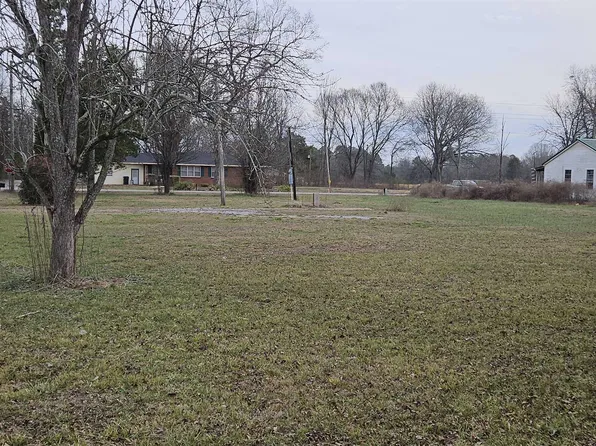 8945 Mount Mills Rd, Cherokee, AL 35616