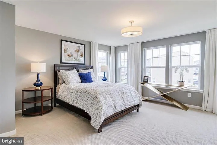 9703 Tealbriar Dr — Photo 36