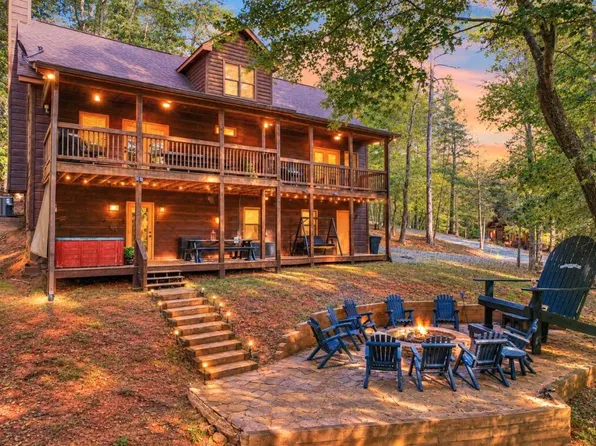 1503 Garnet Dr, Ellijay, GA 30540