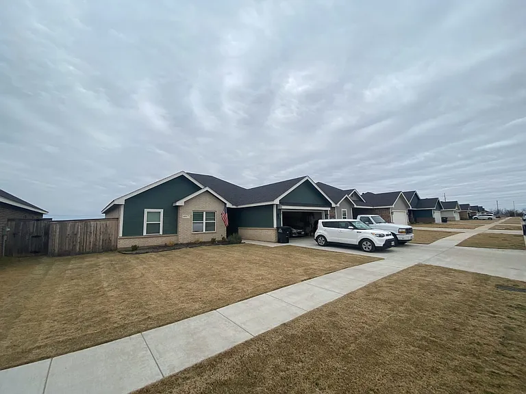 6931 Forrest Meadows Dr — Photo 17