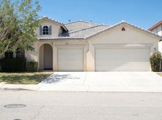 4057 Tournament Dr, Palmdale, CA 93551