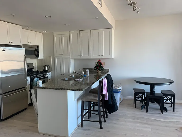1420 Terry Ave #1503 — Photo 6