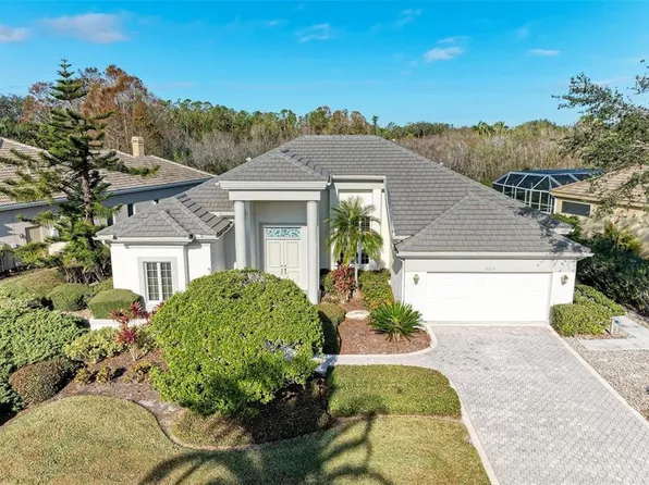 5318 88th St E, Bradenton, FL 34211