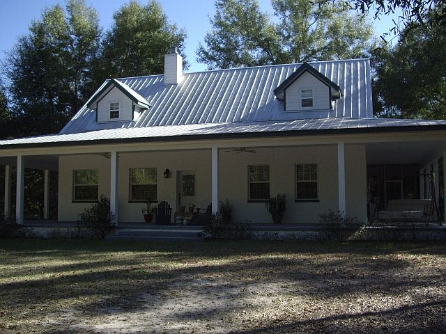 1st image of 2500 NE 46th Cir