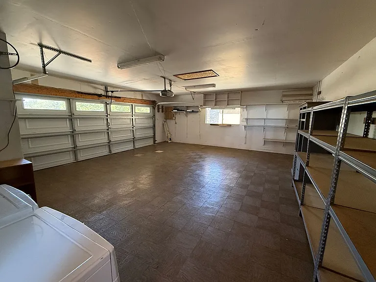 23799 Woodhaven Pl — Photo 38