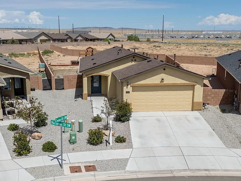 3892 Hernandez St SW — Photo 2