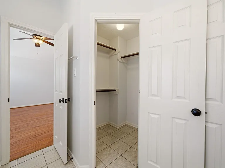 218 Plaza Del Sol Park — Photo 17