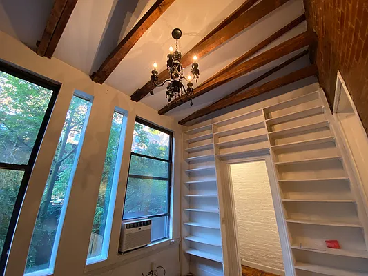 Rented by Bien Realty Ltd | media 47