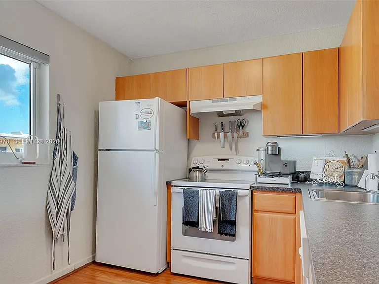 7701 Camino Real #A-416 — Photo 6