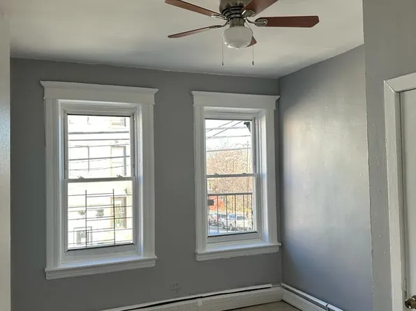 31 Gray Street image 6 of 15