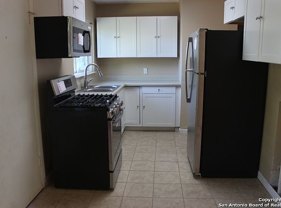 4th image of 4343 Wild Oak Dr