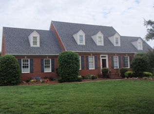 107 Waterview Rd, Suffolk, VA 23435