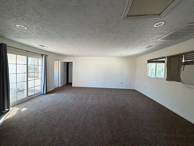 635 Idyllwild Dr — Photo 8