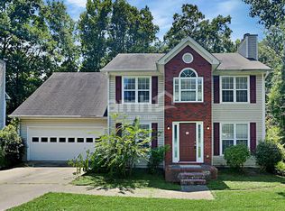 725 Simon Ive Dr, Lawrenceville, GA 30045