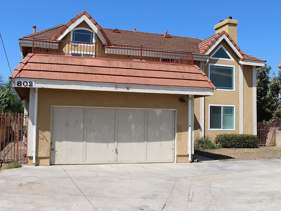 This unit sits in the back of the property so your not sitting directly on Euclid st. Theres a 2 car garage and additional parking for 2 more cars.