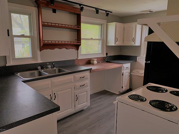 4th image of 2565 Cambridge St S