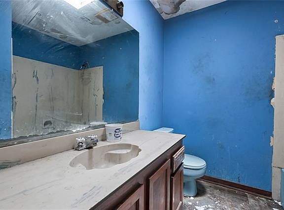 5th image of 13116 Wales St