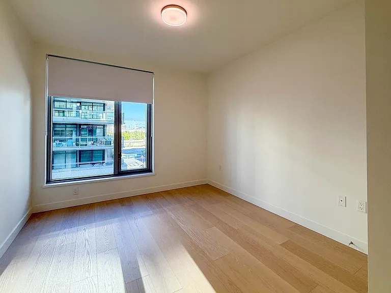 777 Harbourside Dr #406 — Photo 15