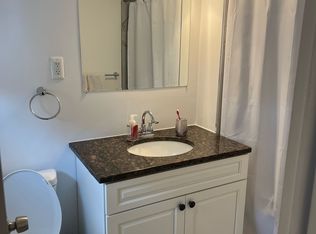 4726 33rd St N, Arlington, VA 22207