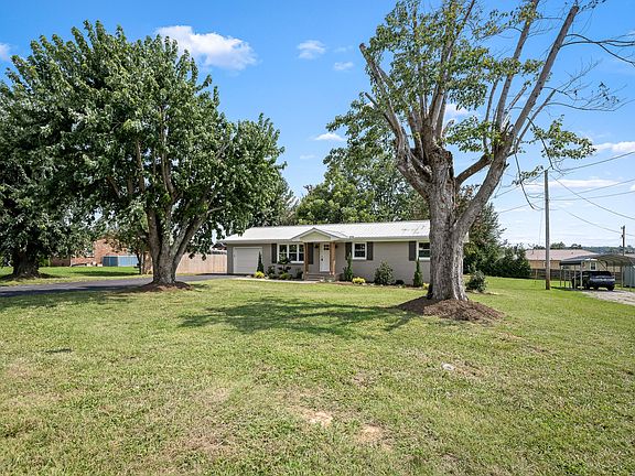 2nd image of 409 Lagoon Dr