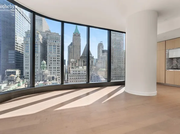 125 Greenwich Street image 2 of 11