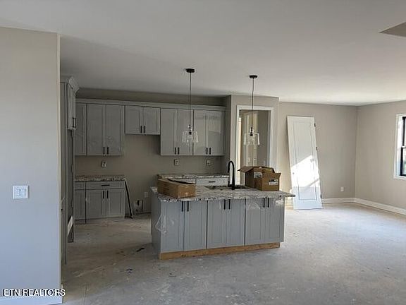 4th image of 141 Black Oak Dr