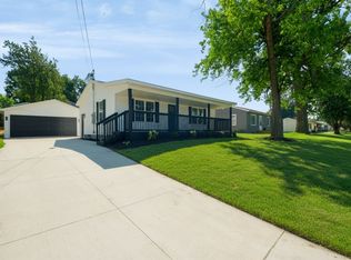 602 E 13th St N, Newton, IA 50208