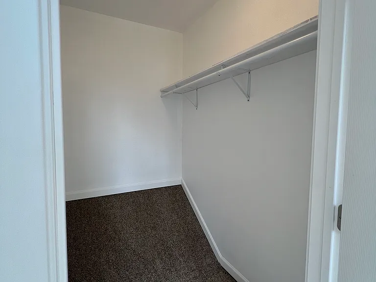 212 E Wishkah St #201 — Photo 6