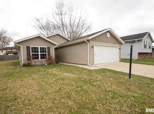 4829 W Pendleton Pl, Peoria, IL 61615