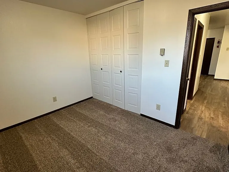 1801 Continental Drive — Photo 7