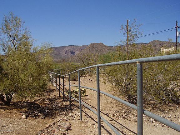 2nd image of 2244 E Venado Dr