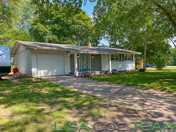 2nd image of 378 Lynn Ave