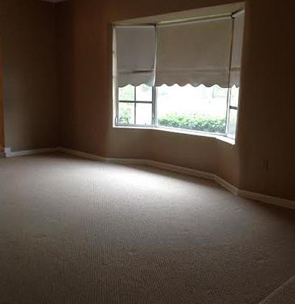 4th image of 1409 NW 74th Way