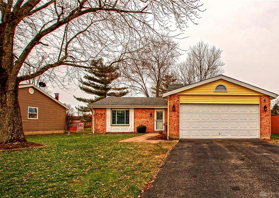 1st image of 6883 Lancaster Dr