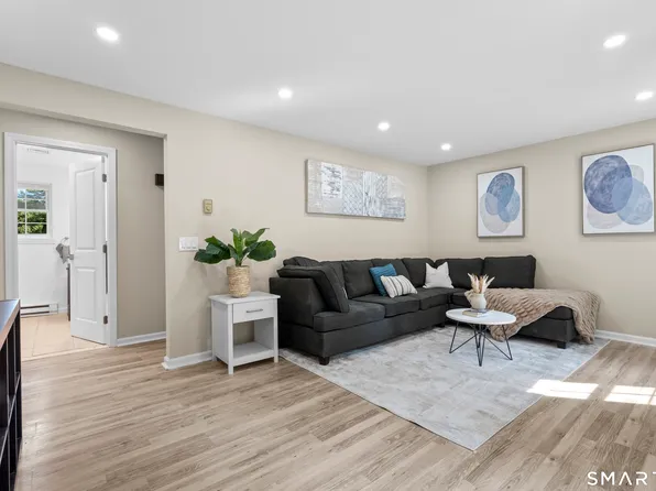 13 Williams Court, Wolcott, CT 06716