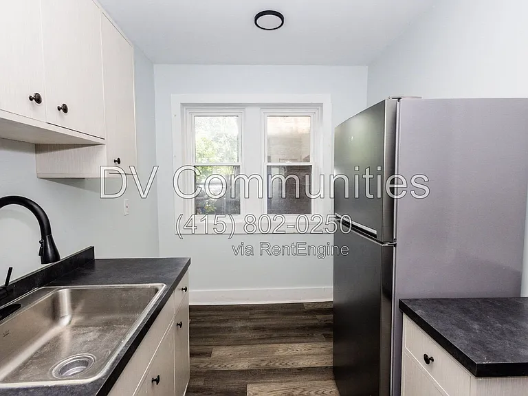 3296 E 149th St #11 — Photo 6